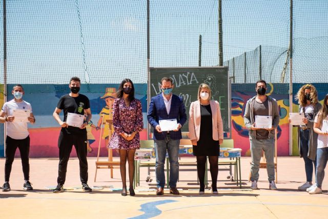 El colegio Félix Rodríguez de la Fuente de Los Nietos, reconocido internacionalmente por trasladar sus aulas a la orilla de la playa - 1, Foto 1