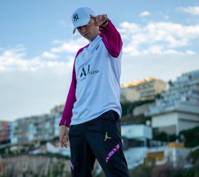 El Cantante RedMoon quiere traspasar fronteras con su videoclip Misterio - 3, Foto 3