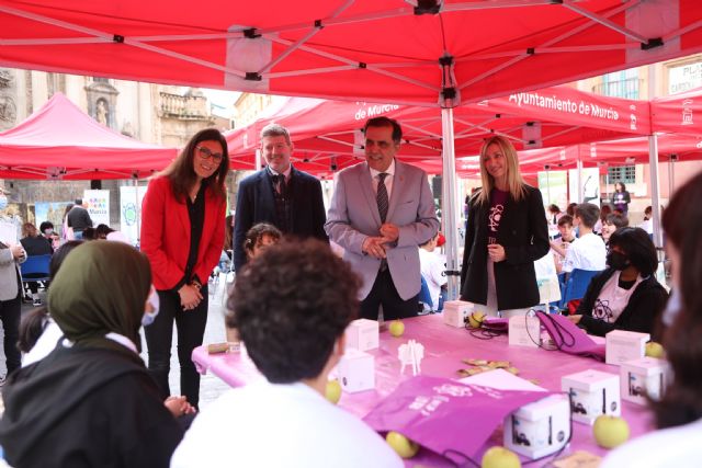 Murcia potencia las vocaciones científicas y tecnológicas en niñas de 10 a 16 años - 2, Foto 2