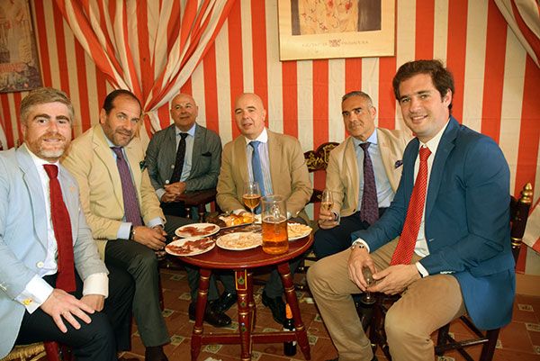 Recepción en la caseta del Real de la Feria del Ayuntamiento de Sevilla del Consejo de Hermandades y Cofradía de Sevilla - 4, Foto 4