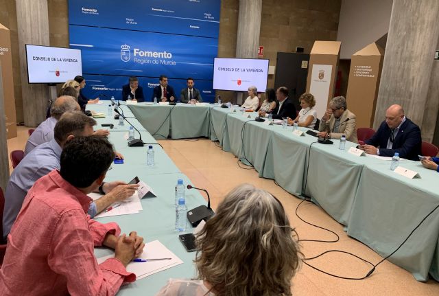 El Gobierno regional pide derogar la nueva Ley de Vivienda porque impone un modelo ideológico que no resolverá el problema de acceso al hogar - 1, Foto 1