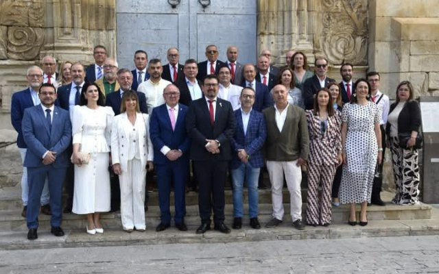 Diez ciezanos ausentes reciben el homenaje del Ayuntamiento con motivo del Día de la Cruz - 1, Foto 1