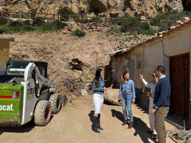 Entran en la fase final las obras de emergencia en el vial de acceso al Castillo de Lorca tras el colapso de un muro por las lluvias de marzo - 5, Foto 5