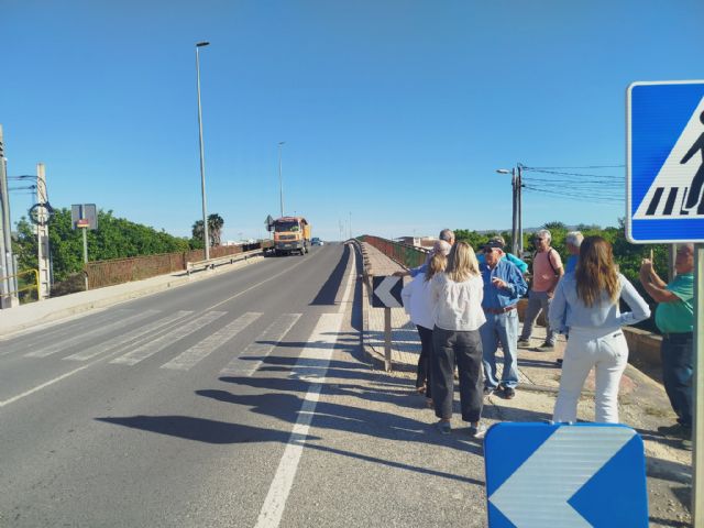 El PSOE exige medidas urgentes de seguridad en el puente entre El Raal y Beniel para evitar nuevos atropellos - 2, Foto 2