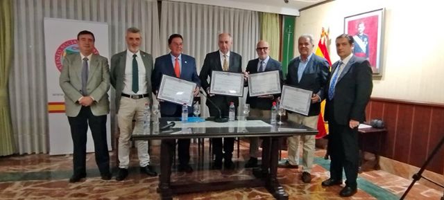 Mesa redonda en el Casino Militar aborda el momento actual del toreo - 5, Foto 5