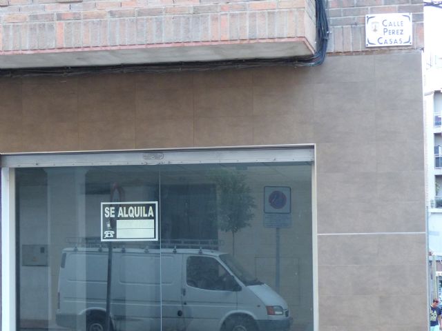 IU-V reclama medidas urgentes para frenar la pérdida de comercios del centro urbano de Lorca - 4, Foto 4