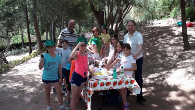 Unos 30 niños y niñas participan en las actividades medioambientales organizadas en el paraje de La Santa con motivo del Día Mundial del Medio Ambiente, Foto 7
