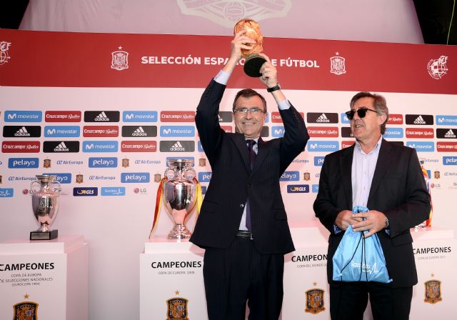 La pasión por ´La Roja´ se siente en Belluga - 1, Foto 1