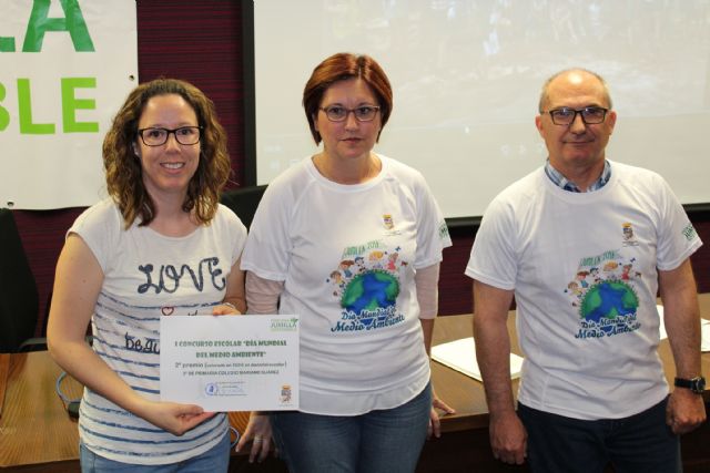 Dos póster de 2° de Primaria del CC Cruz de Piedra triunfan en el Concurso 'Cuidemos el Medio Ambiente' - 4, Foto 4
