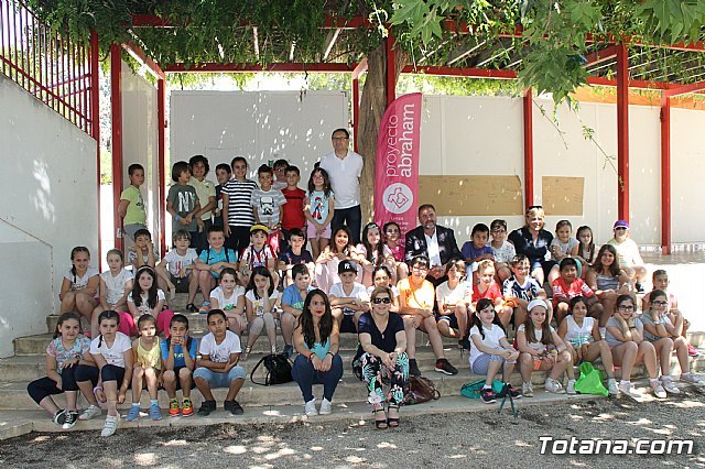 Escolares celebran actividades de concienciación para conmemorar el Día Mundial del Medio Ambiente en el parque municipal, Foto 1