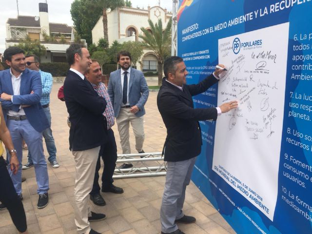 Jesús Cano: Mal empieza la futura ministra de Medio Ambiente al compartir una foto del estado Mar Menor en redes sociales de hace dos años - 1, Foto 1