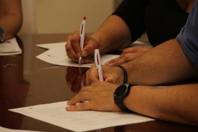 La concejala de Educacin destina 30.000 euros del programa Un ratito ms a las AMPAS, Foto 3