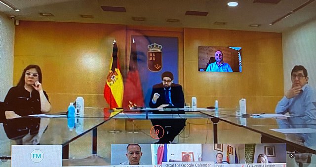 El alcalde de Totana mantiene un encuentro por vía telemática con el presidente de la Comunidad y el resto de alcaldes de la Región, Foto 1