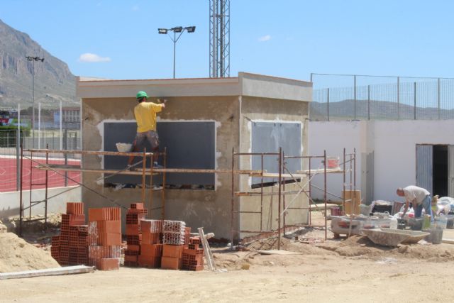 Las obras de construcción de un quiosco permanente en el Polideportivo La Hoya finalizan la próxima semana - 1, Foto 1
