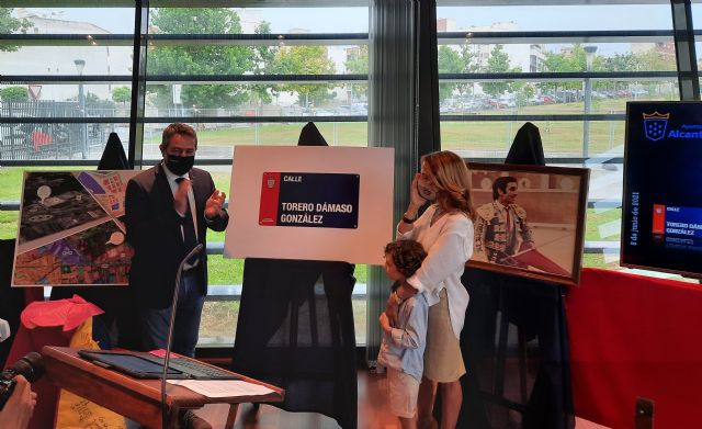 Alcantarilla dedica una calle al torero Dámaso González - 1, Foto 1