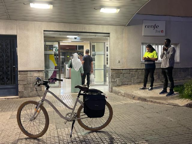 Transporte de bicicletas en la línea de FEVE Cartagena - Los Nietos - 4, Foto 4
