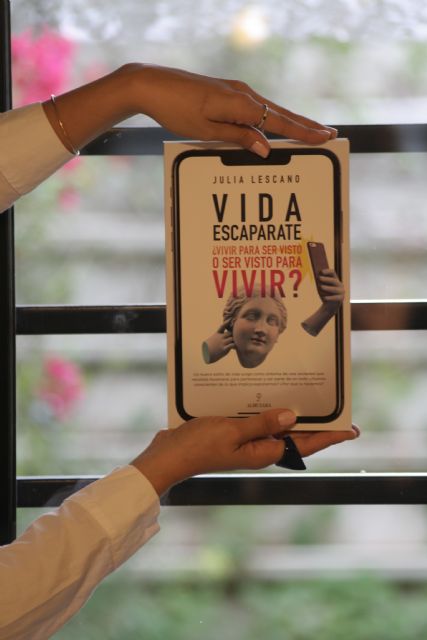 ¿Vivir para ser visto o ser visto para vivir? - 2, Foto 2