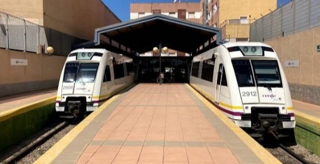 Transporte de bicicletas en la línea de FEVE Cartagena - Los Nietos - 1, Foto 1