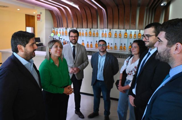 López Miras: El PP trabajará en Europa para que Cartagena y la Región lideren el crecimiento industrial en seguridad y defensa - 1, Foto 1