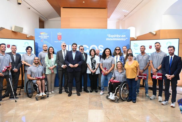 Fernando recibe a los deportistas de la Región preseleccionados para los Juegos Paralímpicos - 1, Foto 1