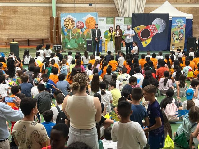 Más de 500 escolares de Murcia celebran el Día Mundial del Medio Ambiente con teatro, música y reciclaje - 3, Foto 3