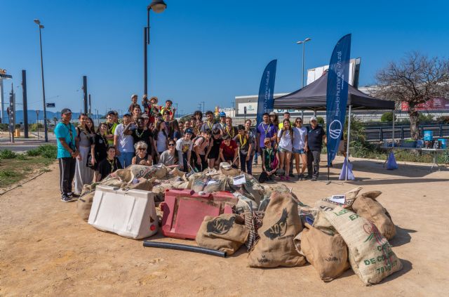 Nueva Condomina recoge más de 320 kg de basura en la rambla de Churra junto con La Fundación Legado Humano Natural y Circúbic - 2, Foto 2
