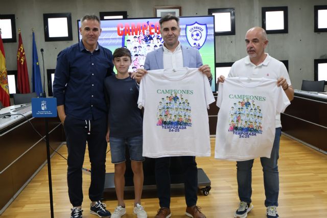 El juvenil de la liga nacional de la EFB Pinatar logra un histórico ascenso a División de Honor - 2, Foto 2