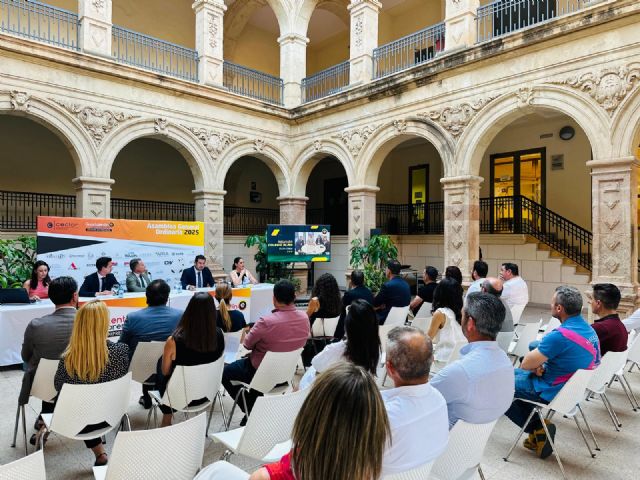 Fulgencio Gil: Desde el Gobierno de Lorca seguiremos defendiendo los intereses de los emprendedores, apostando por la formación, la profesionalización y nuevas vías de colaboración empresarial - 4, Foto 4