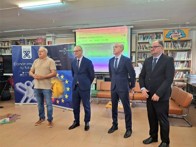 300 alumnos de 15 centros educativos cursan este a&ntilde;o la asignatura de 'La Constitución Espa&ntilde;ola y la Unión Europea' - 3, Foto 3