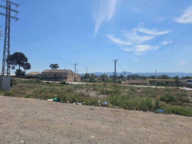 El PSOE de Lorca exige a Fulgencio Gil el mantenimiento inmediato de los solares municipales ante el riesgo de incendios - 2, Foto 2