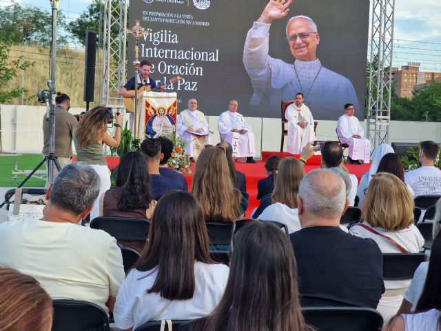 Cardenales, obispos y misioneros se suman a la Vigilia Internacional por la Paz de la UCAM - 2, Foto 2