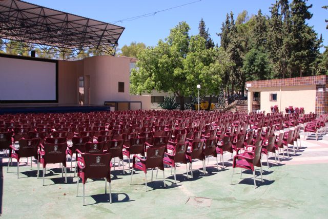 El Ayuntamiento adquiere 500 nuevas sillas para el auditorio, Foto 3