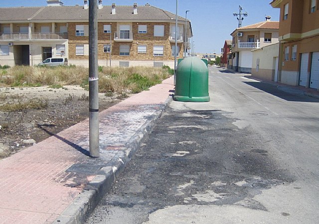 El ayuntamiento condena la quema de varios contenedores y hace un llamamiento al civismo - 1, Foto 1