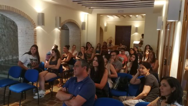 Éxito de participación en la lectura del Manifiesto LGTBI y Taller de diversidad. - 1, Foto 1