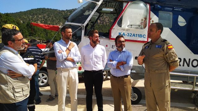 El delegado del Gobierno destaca el trabajo coordinado, leal y eficiente de todas las administraciones en la lucha contra los incendios forestales - 1, Foto 1