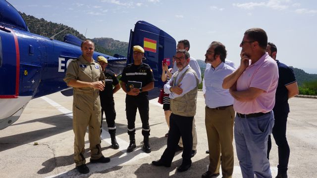 El delegado del Gobierno destaca el trabajo coordinado, leal y eficiente de todas las administraciones en la lucha contra los incendios forestales - 3, Foto 3
