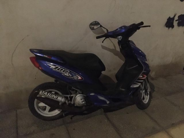 La Policía Local detiene a dos jóvenes por un presunto delito de robo con fuerza en grado de tentativa de un ciclomotor - 1, Foto 1