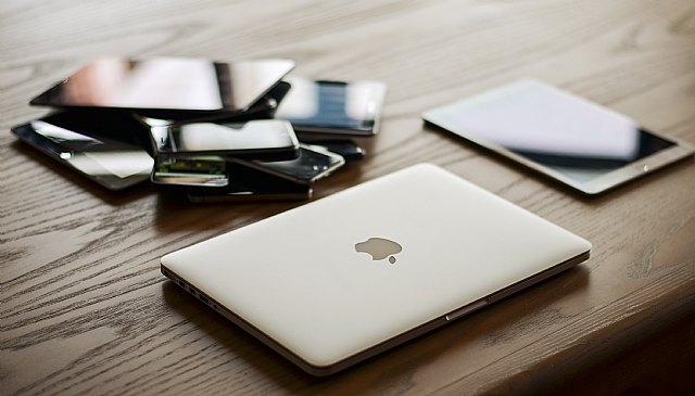 El 28% de los internautas usa más de cinco dispositivos tecnológicos con mucha frecuencia - 1, Foto 1