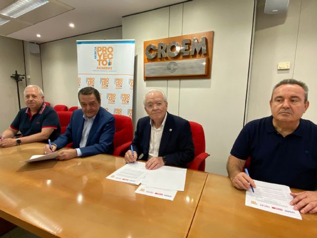 PROYECTO HOMBRE MURCIA, CROEM, UGT y CCOO impulsarán la prevención y el abordaje de adicciones en las empresas - 3, Foto 3