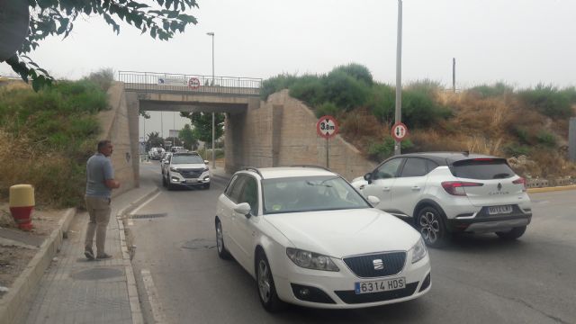 El PP propone eliminar el estrechamiento de la calzada en la calle Juan Antonio Dimas, entre el centro comercial San Diego y el complejo deportivo Felipe VI - 2, Foto 2
