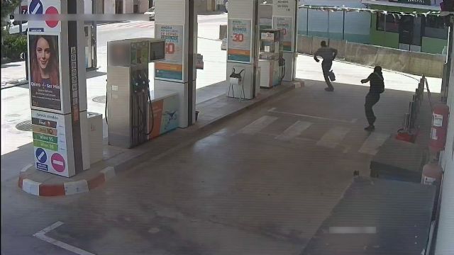 La Guardia Civil detiene a los dos autores de varios atracos a gasolineras - 1, Foto 1