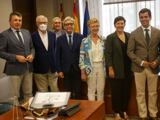 El PP remarca que las políticas de Vivienda y Transporte del Gobierno de López Miras garantizan la integración de las personas con discapacidad - 1, Foto 1