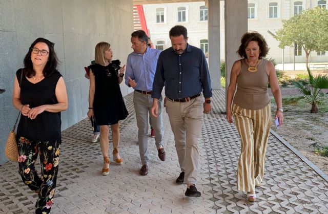 Fulgencio Gil reclama más financiación para la construcción de la segunda fase del Campus Universitario de Lorca - 3, Foto 3