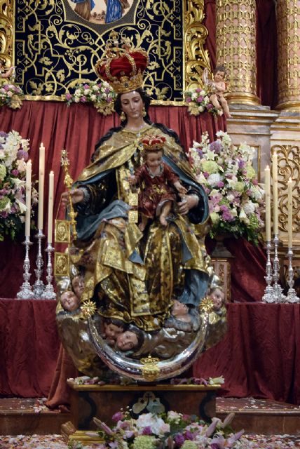 Sevilla . La Virgen del Carmen, flor de los mares, alma de las casas sevillanas - 1, Foto 1