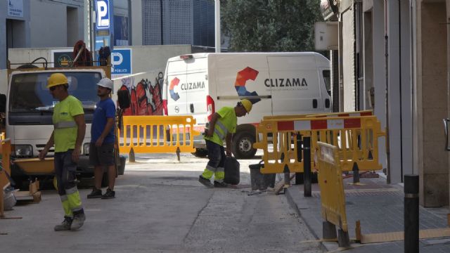 El Ayuntamiento destina más de 112.000 &euro; para renovar y mejorar la red de abastecimiento en La Flota - 4, Foto 4