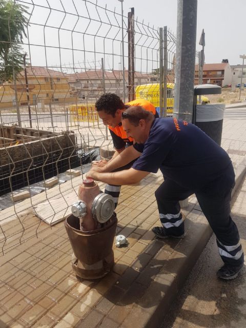 Protección Civil acomete trabajos de revisión técnica en más de 150 hidrantes distribuidos por el casco urbano y el polígono industrial El Saladar, Foto 4