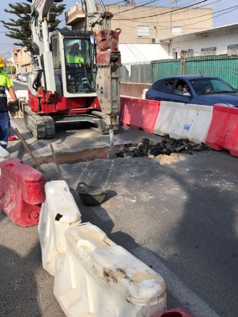 La mejora de la red de abastecimiento de agua en Zarandona evitará cortes en el suministro - 1, Foto 1