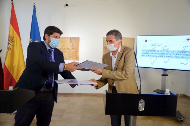Gobierno regional y Cruz Roja colaborarán para asistir a los murcianos que se encuentren en el exterior en situación de especial necesidad - 1, Foto 1
