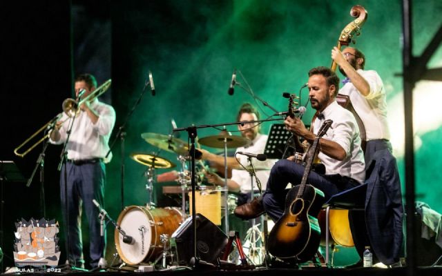 Arranca la segunda edición del Águilas Jazz 2022 con la actuación de Potato Head Jazz Band que hizo vibrar a los más de 225 asistentes en la plaza de Antonio Cortijos - 1, Foto 1