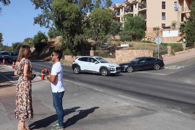 La alcaldesa vuelve a solicitar al Gobierno Regional las actuaciones necesarias para garantizar la seguridad en los accesos a las urbanizaciones de Los Collados y Los Geráneos - 1, Foto 1